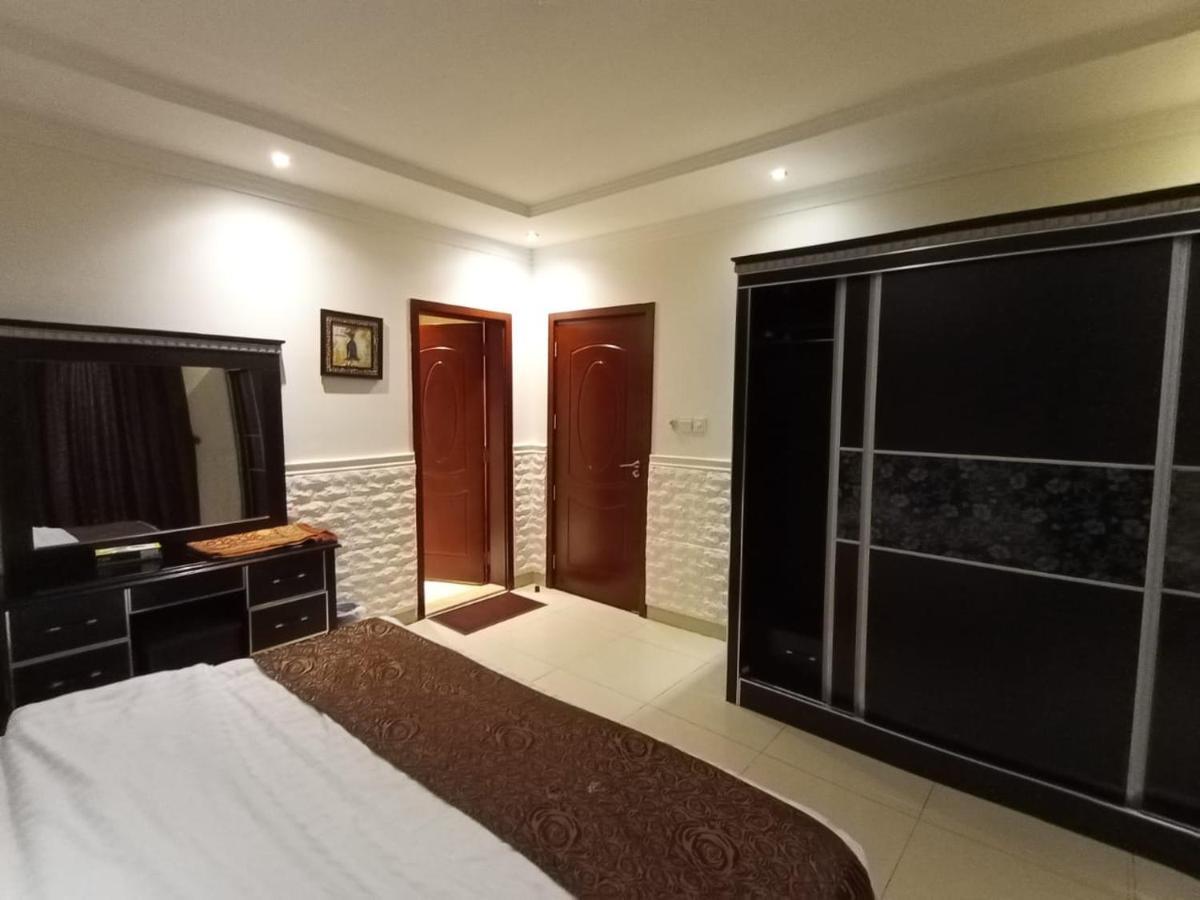 Celine Al Motamaiza Furnished Apartment Djedda Buitenkant foto