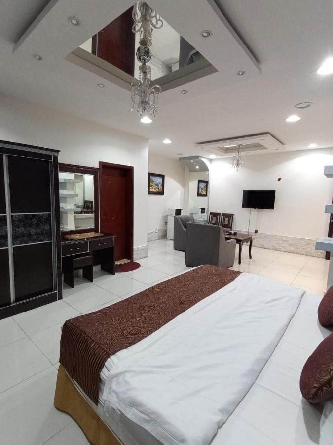 Celine Al Motamaiza Furnished Apartment Djedda Buitenkant foto